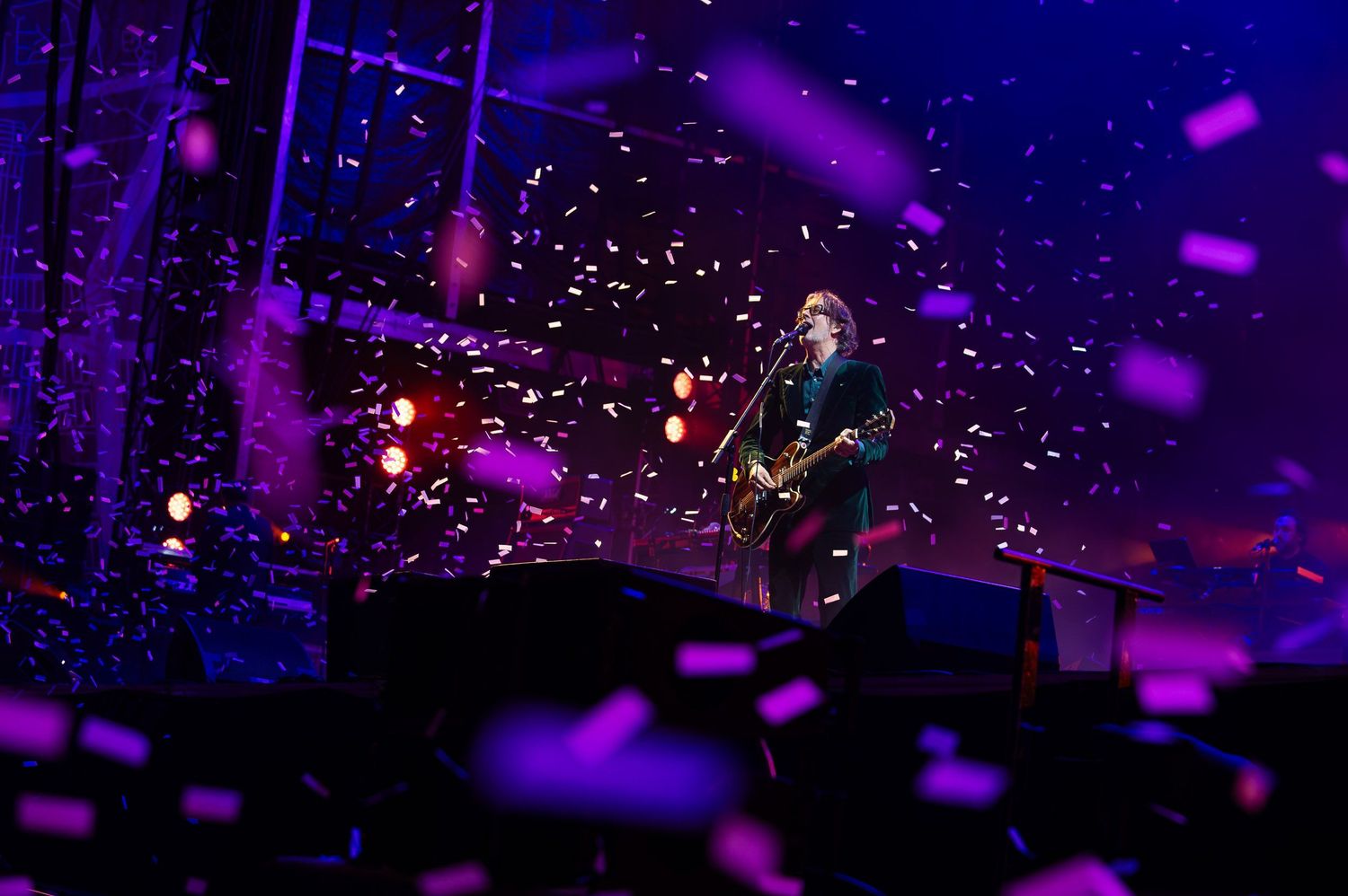 Jarvis Cocker performing live with Pulp at Corona Capital in Mexico City, photographed by Canadian concert photographer Lisa Mark.