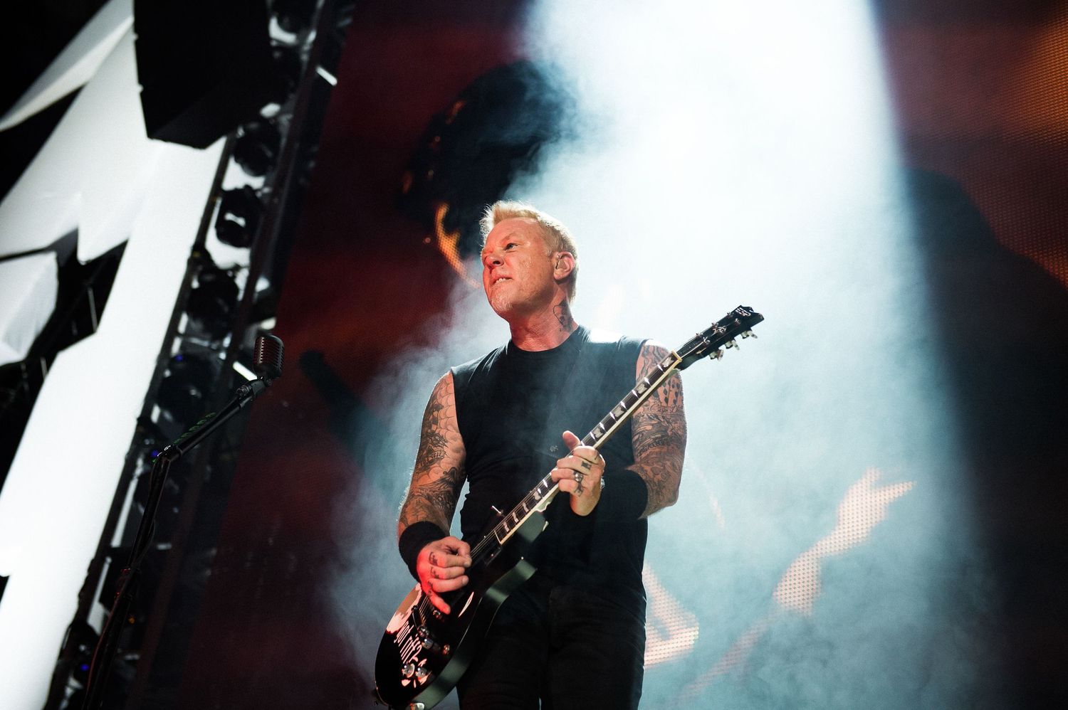 James Hetfield performing live with Metallica at Rogers Centre in Toronto, photographed by Canadian concert photographer Lisa Mark.
