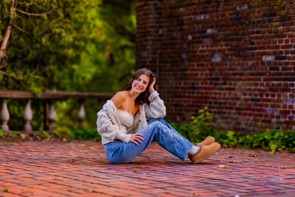 Dreamy senior session with flawless light, vibrant colors, and the most beautiful portraits.