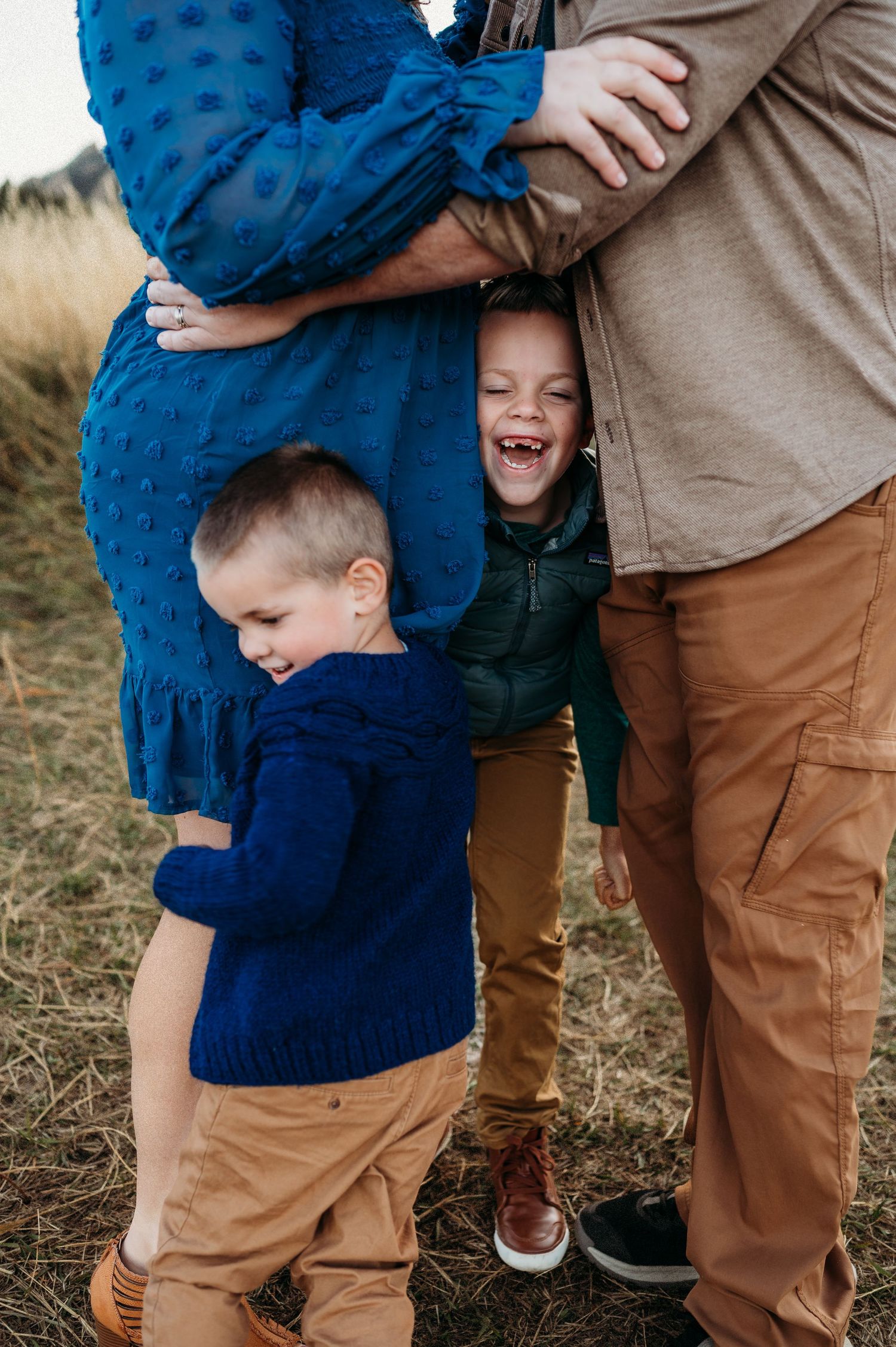 Denver family photographer candid outdoor session