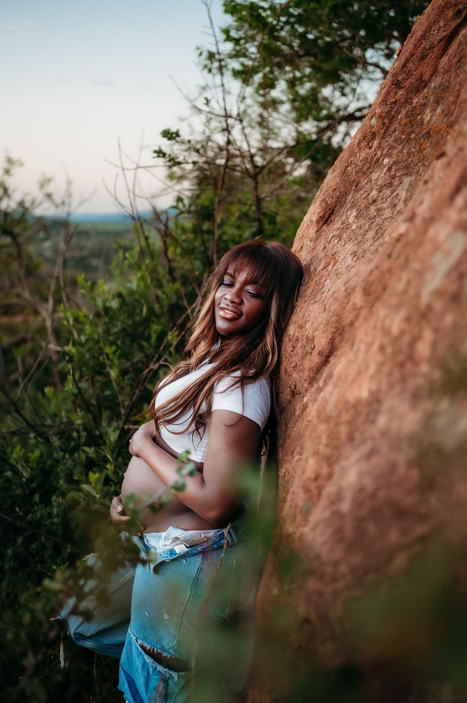Denver maternity photographer outdoor lifestyle session