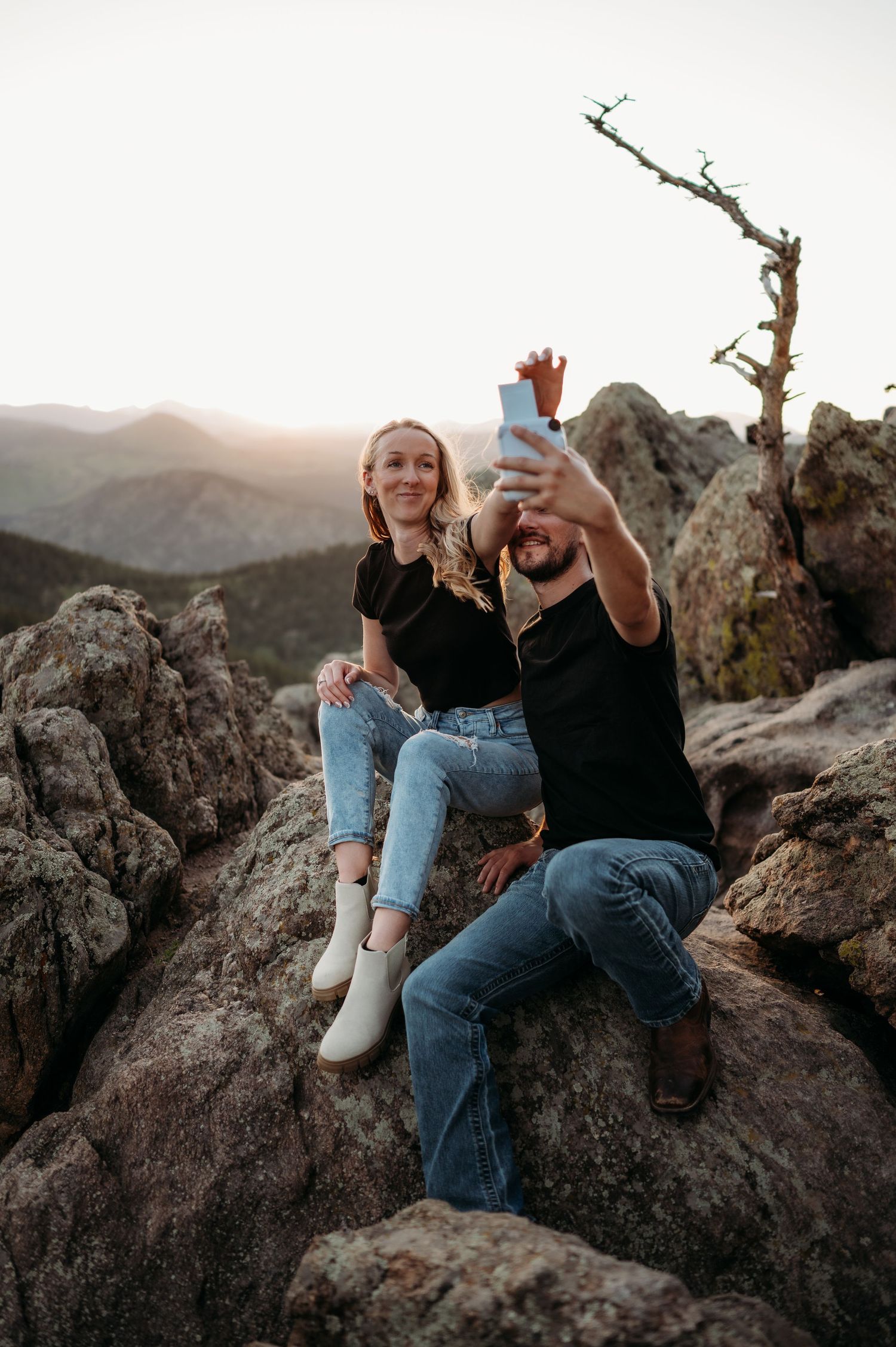 Colorado elopement photographer mountain couple session