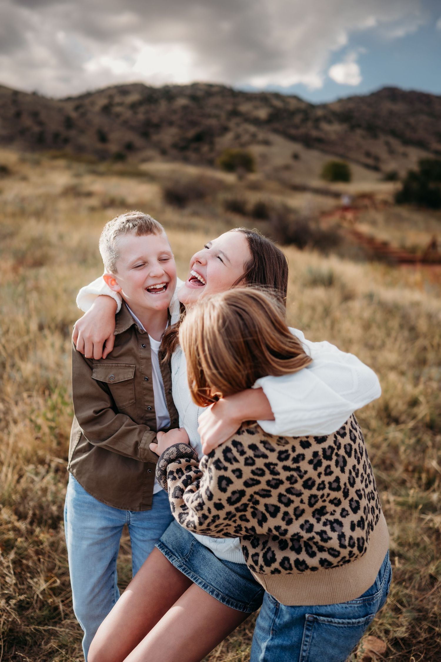 Denver family photographer candid outdoor session