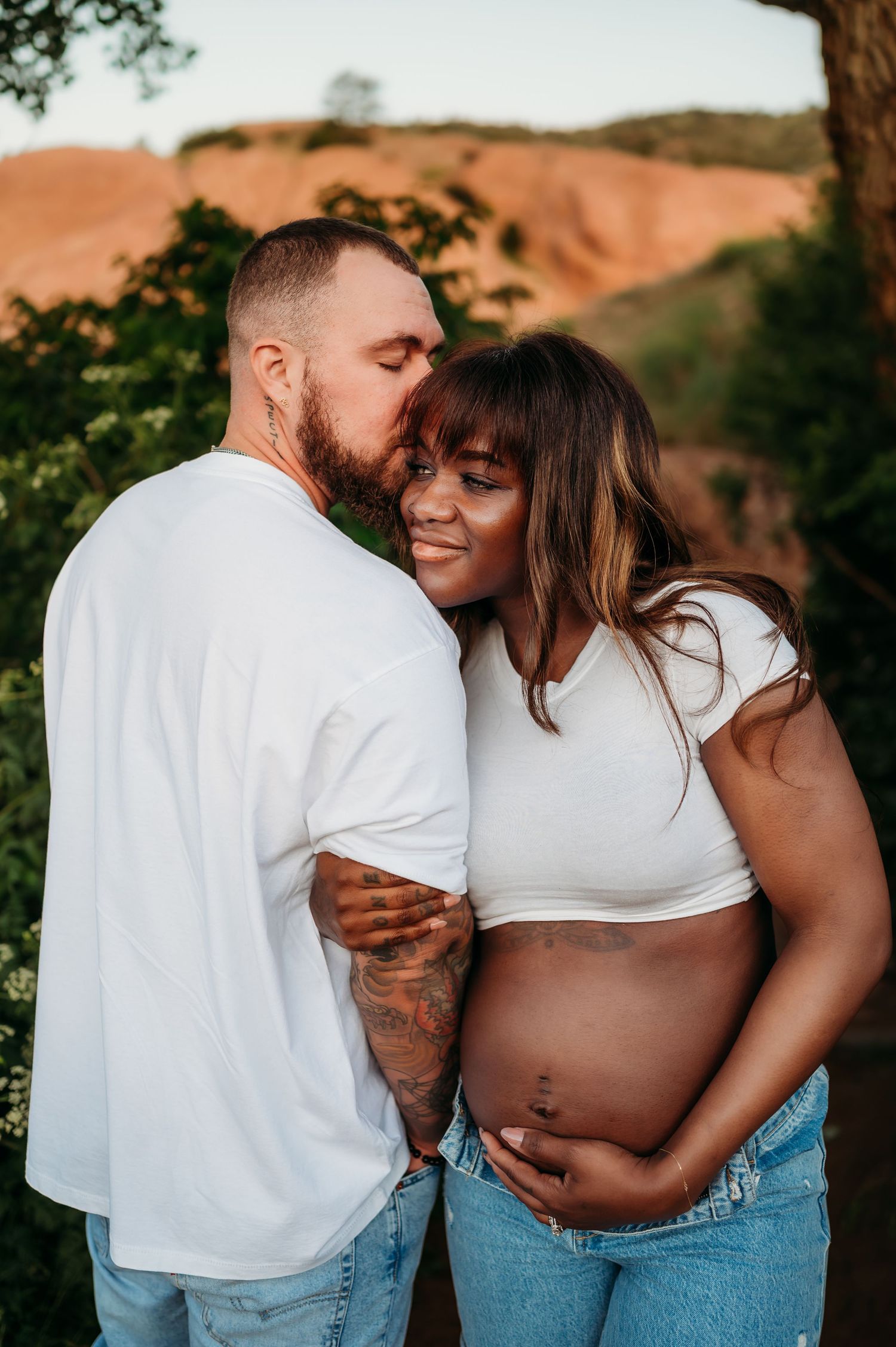 Denver maternity photographer outdoor lifestyle session