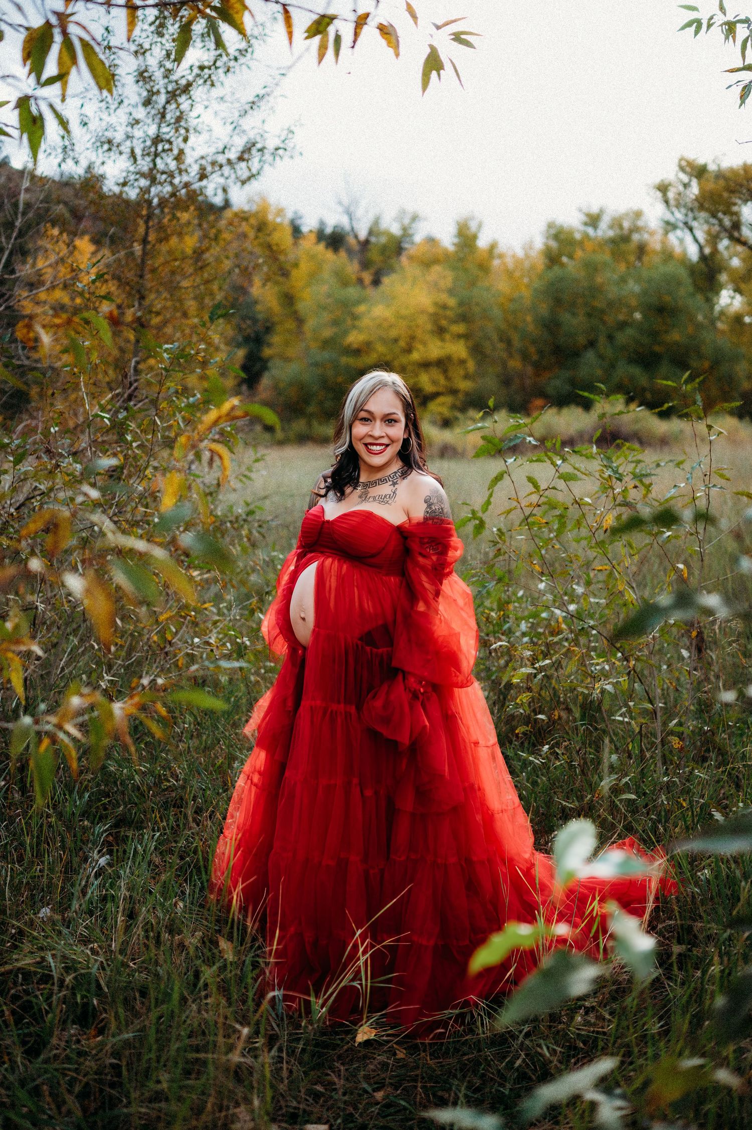 Denver maternity photographer outdoor lifestyle session
