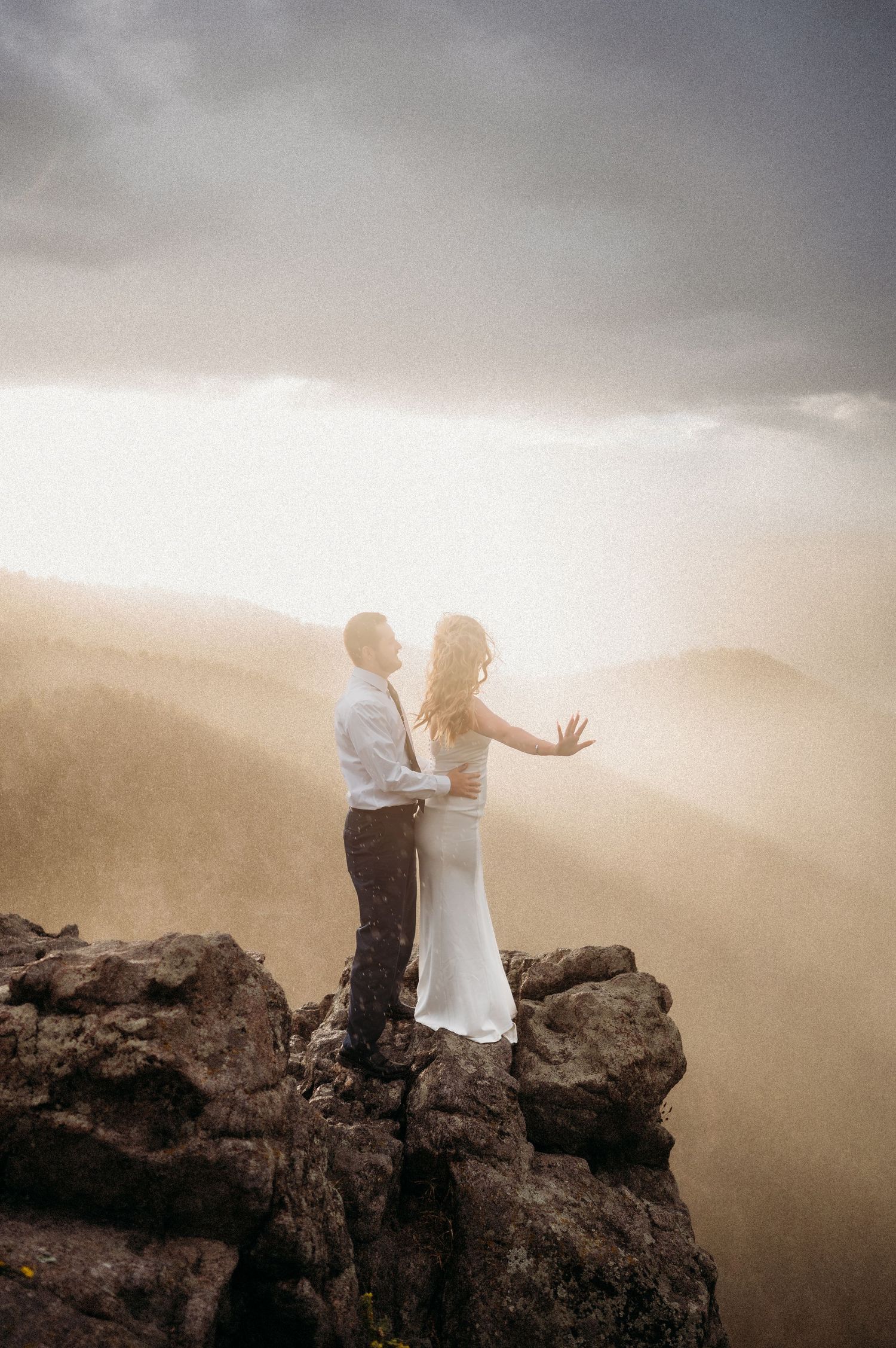 Colorado elopement photographer mountain couple session