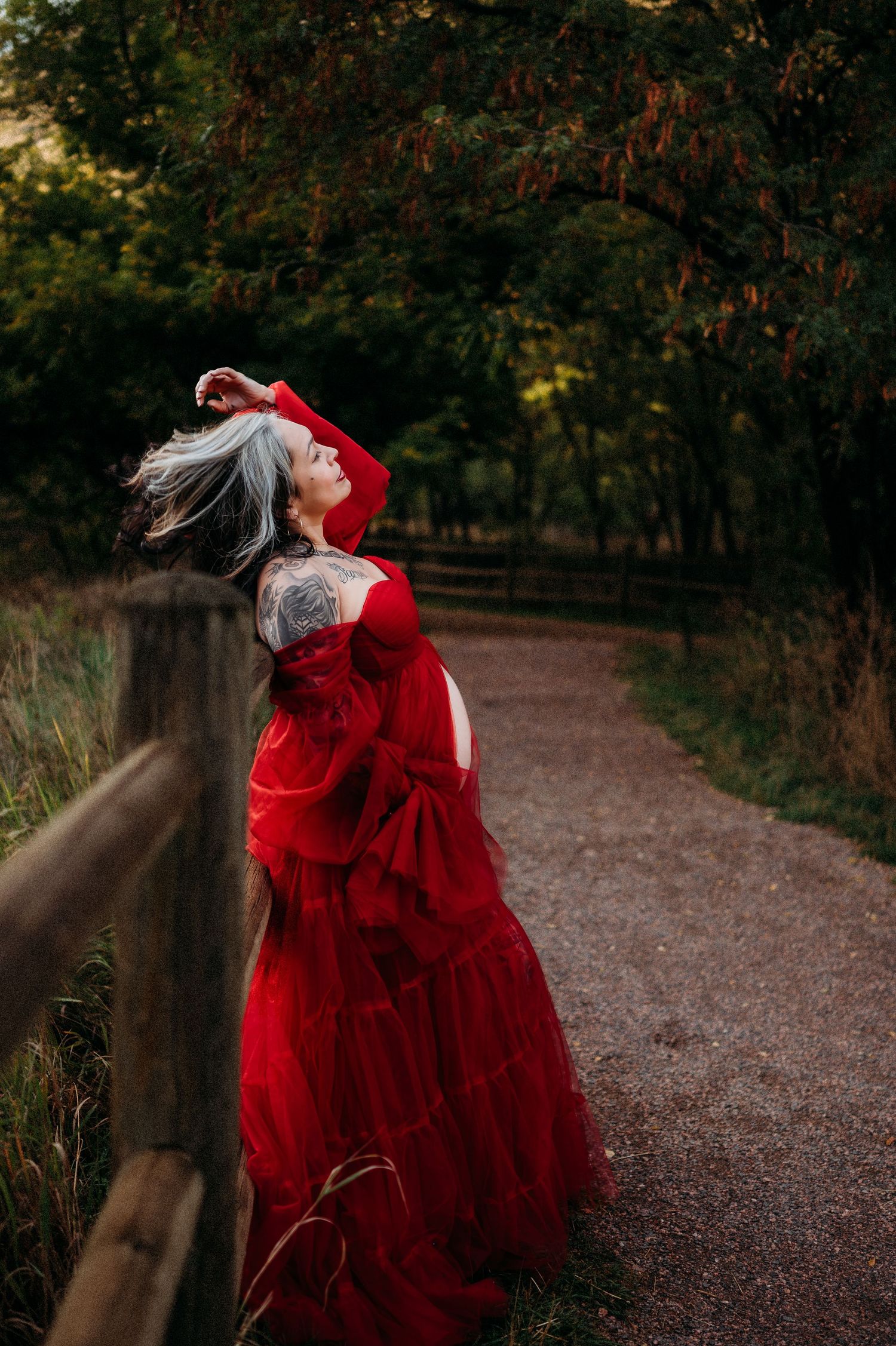 Denver maternity photographer outdoor lifestyle session