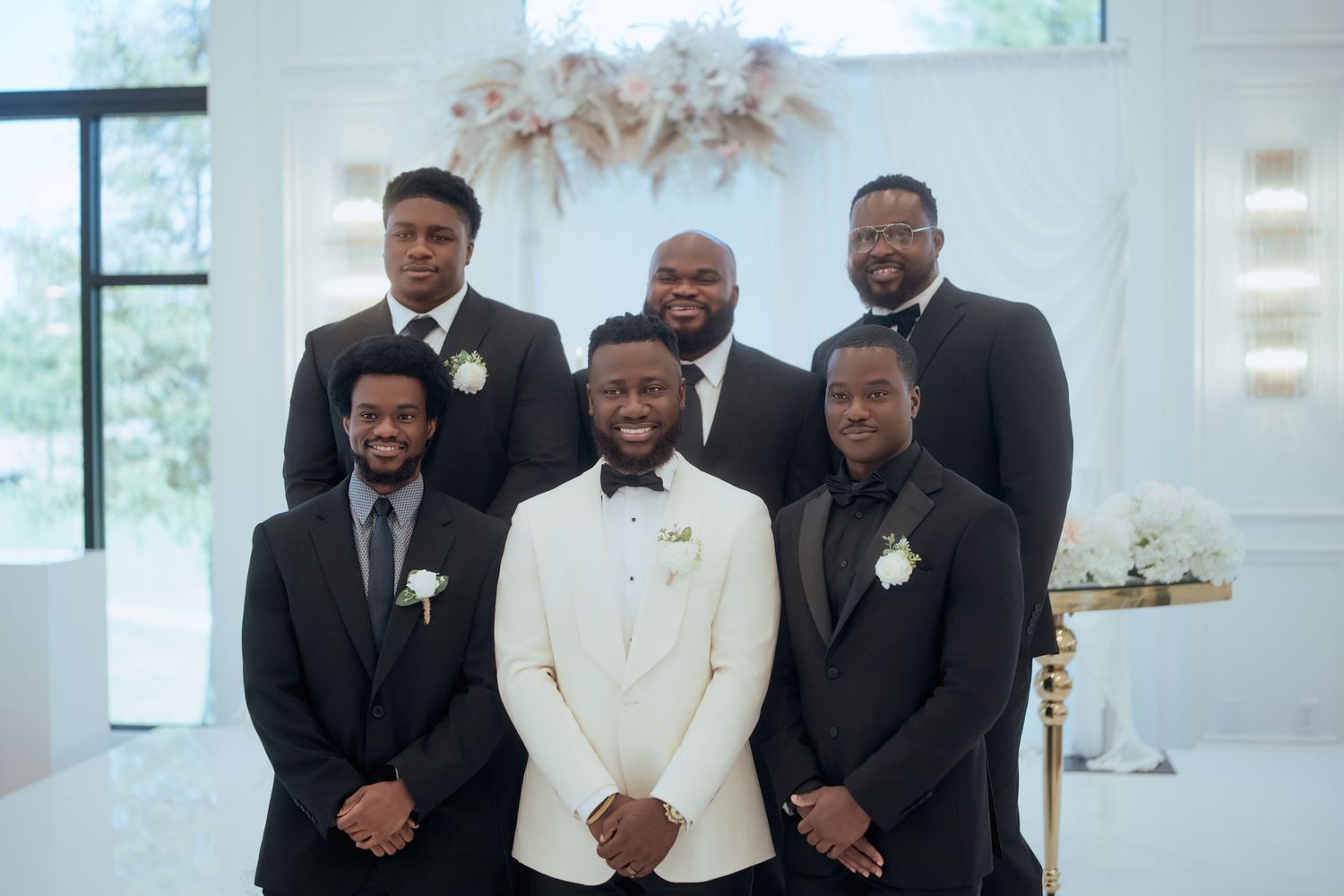 Grooms men