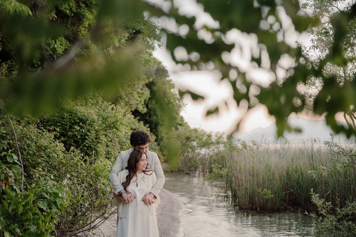servizio fotografico di coppia al lago di Garda
