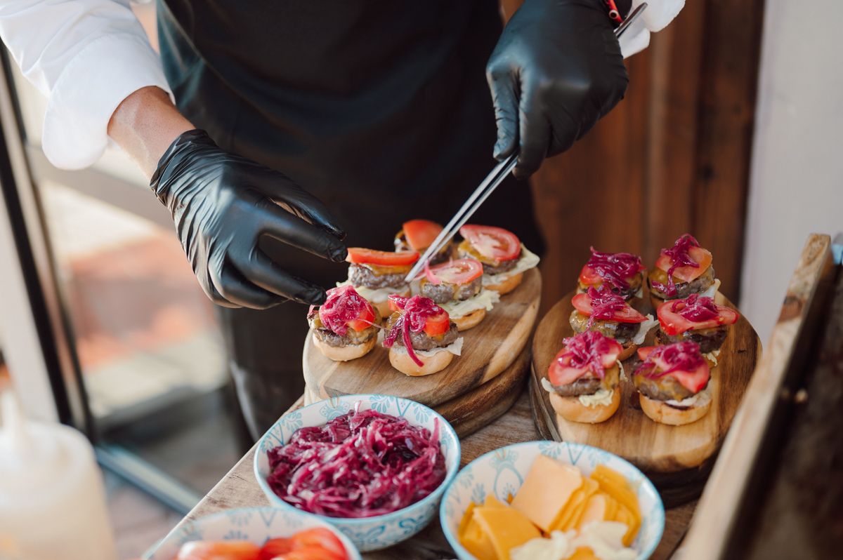 dettaglio mini Burger come apertivo di matrimonio a castello oldofredi