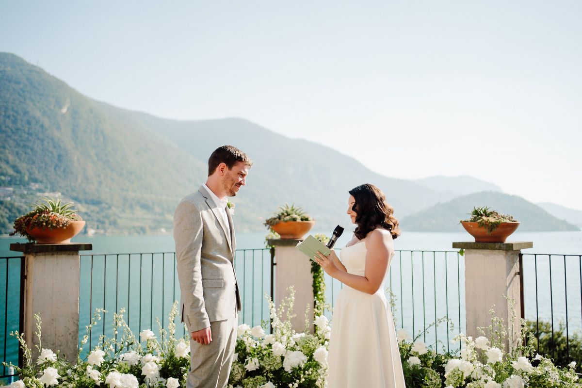 matrimonio a castello oldofredi  a monte isola lettura della promessa vista lago