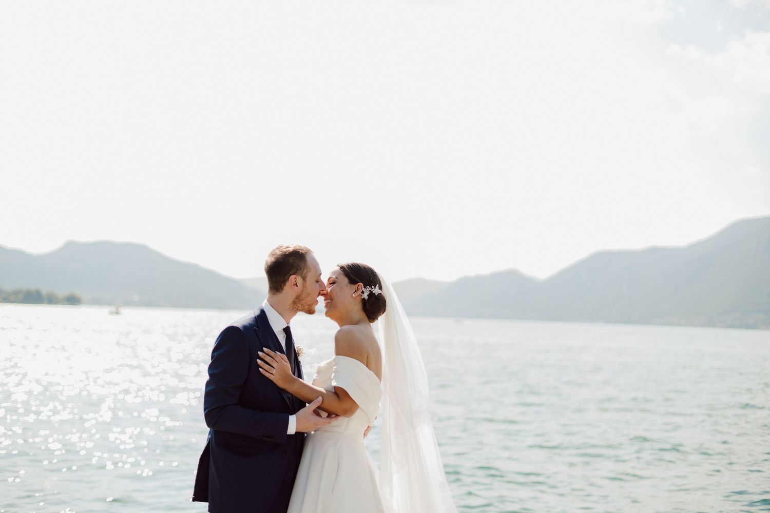 ritratto Bacio sposi al lago d'Iseo
