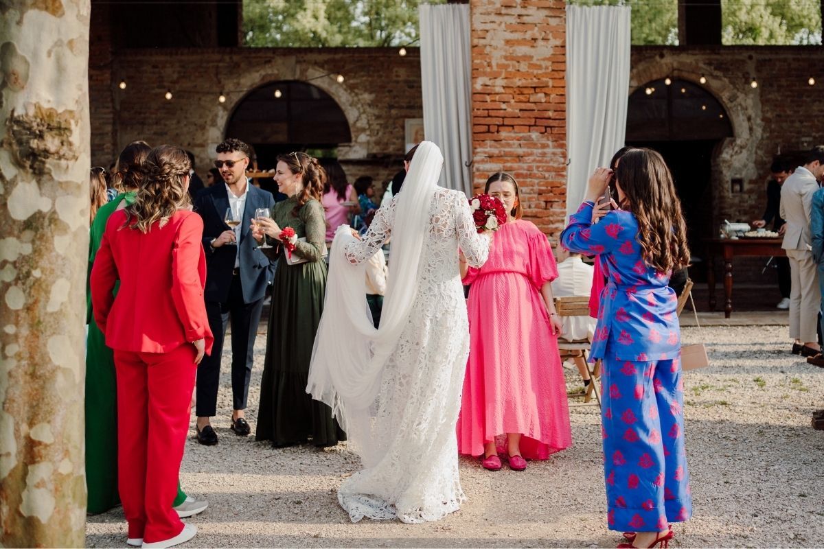 aperitivo a cascina lago scuro location di matrimonio a cremona