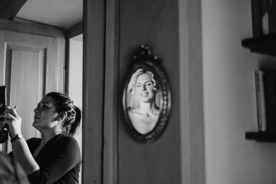 ritratto sposa pronta in location