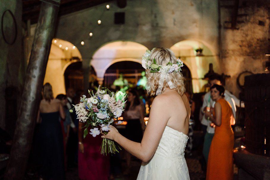 lancio del bouquet a Tenuta Frizzoni