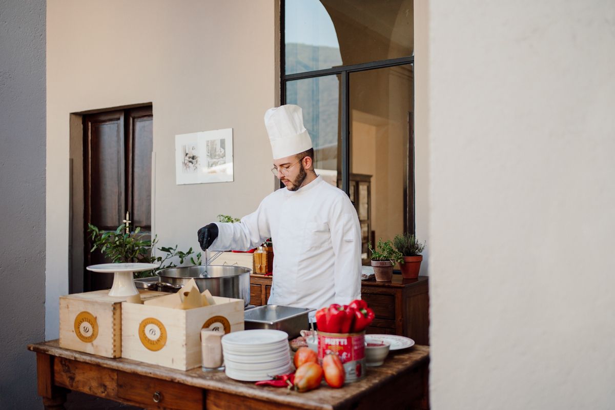 show cooking aperitivo con pizza fritta a castello oldofredi location di matrimonio a monte isola sull'ago d'Iseo