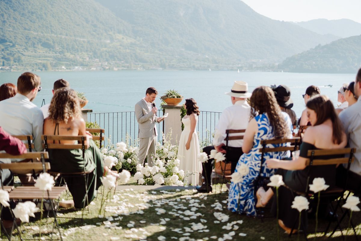 matrimonio a castello oldofredi  a monte isola lettura della promessa vista lago