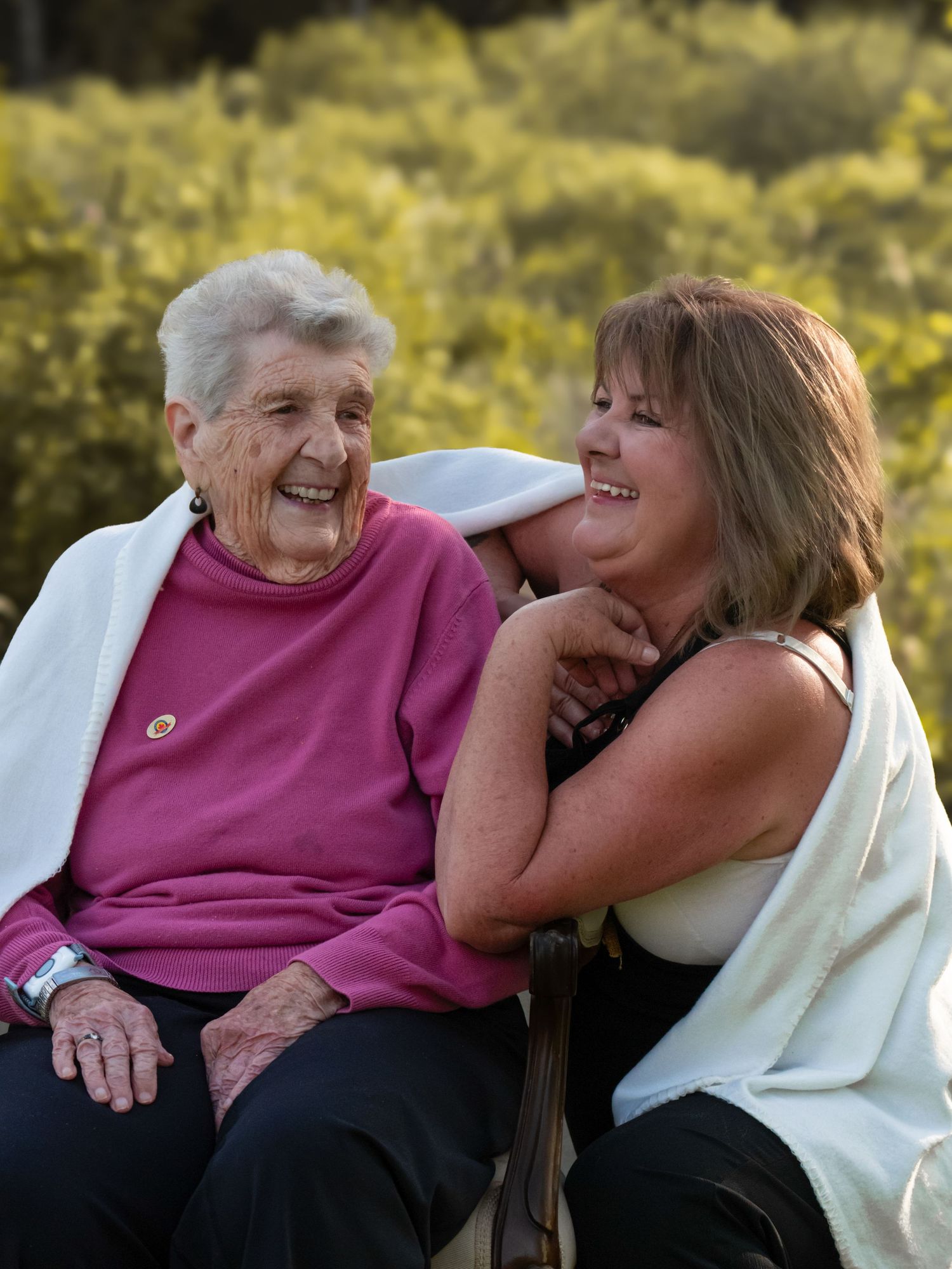mother and daughter laughing during family session in Madoc Ontario _ Yesterday's Focus