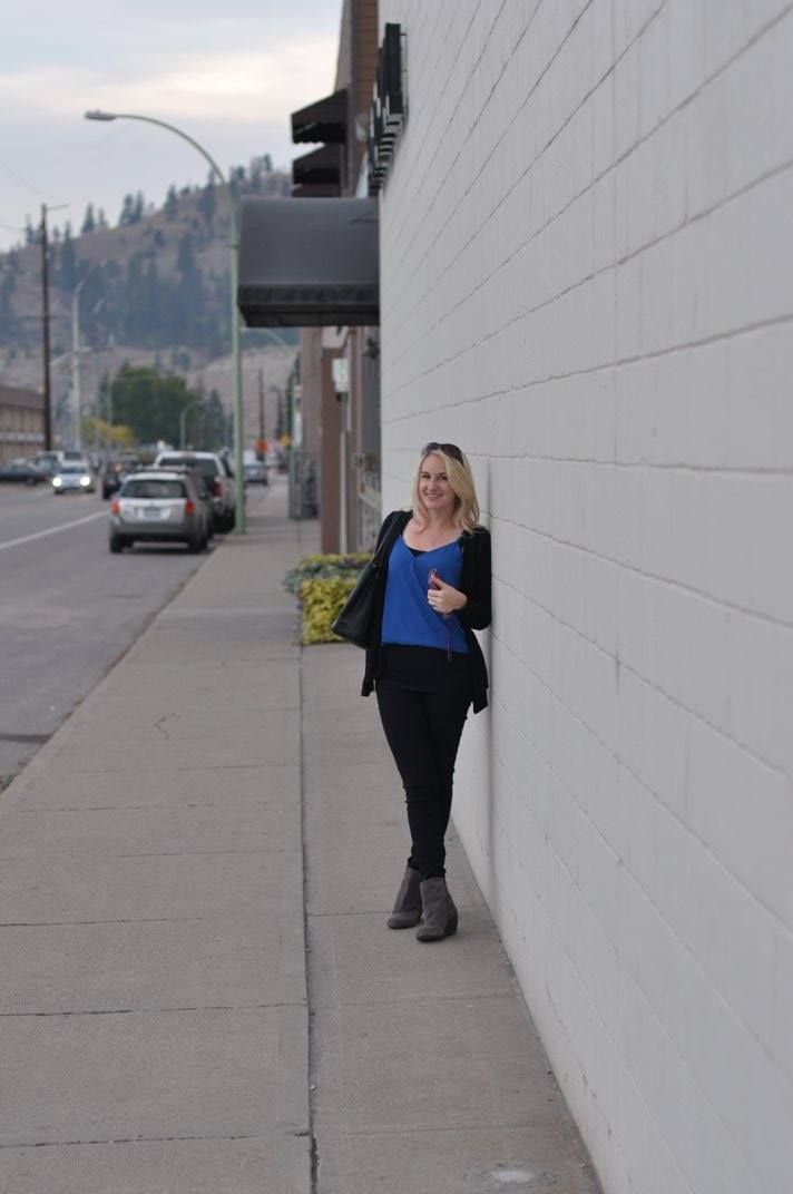 woman posing in Kamloops British Columbia | Mandy Wright