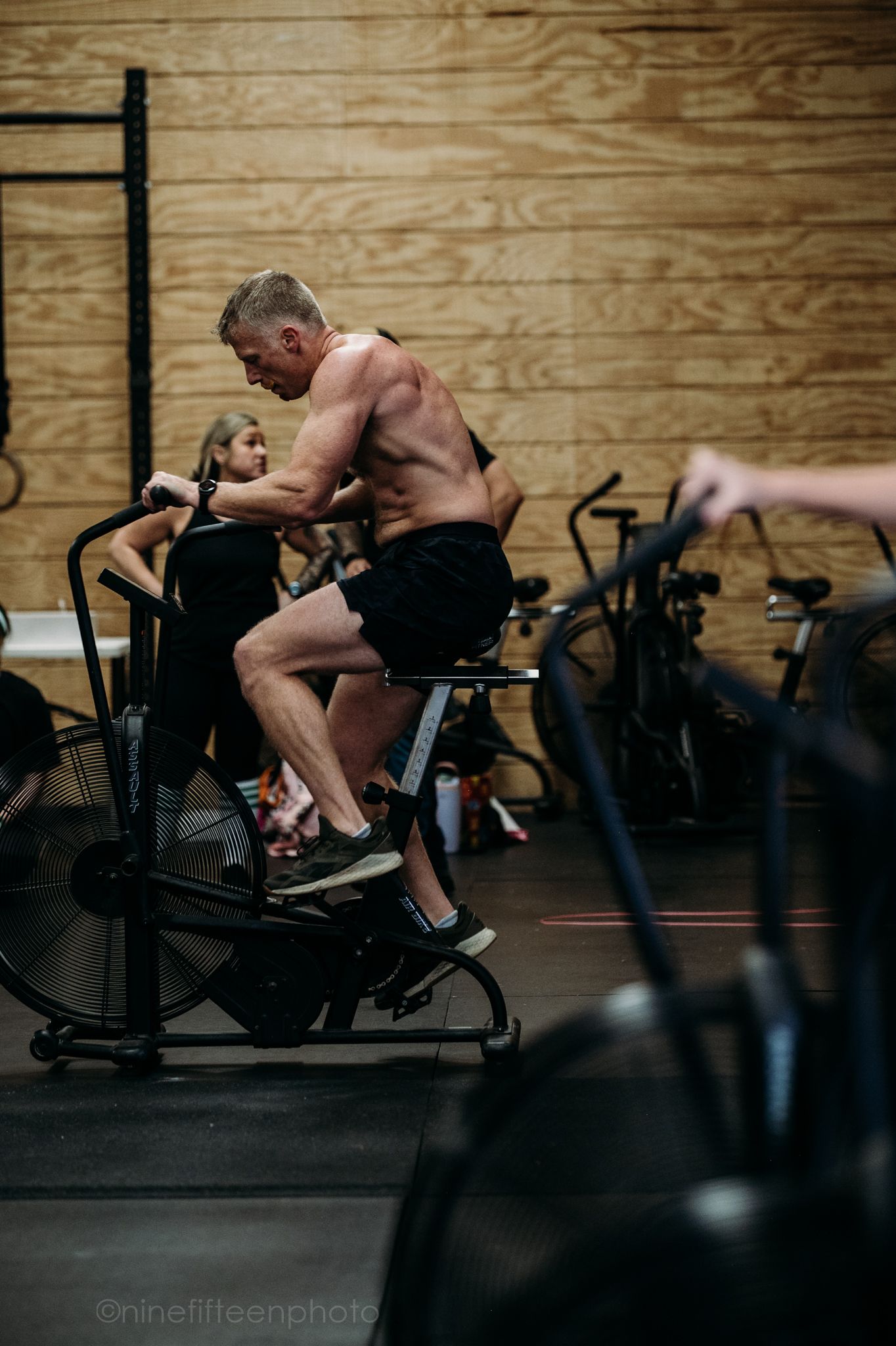 10th Annual Lift Mo’ 4 Your Bro at Meade CrossFit in Brandenburg, KY. Men’s health event photographed by ninefifteenphoto.