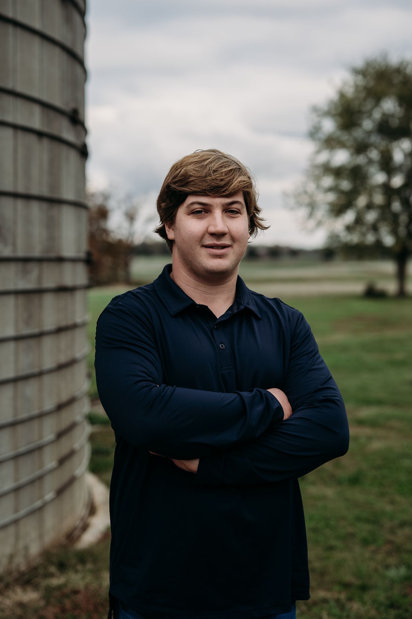 Extended family photos captured by ninefifteenphoto in West Point KY, featuring natural outdoor portraits, group poses, and fun.