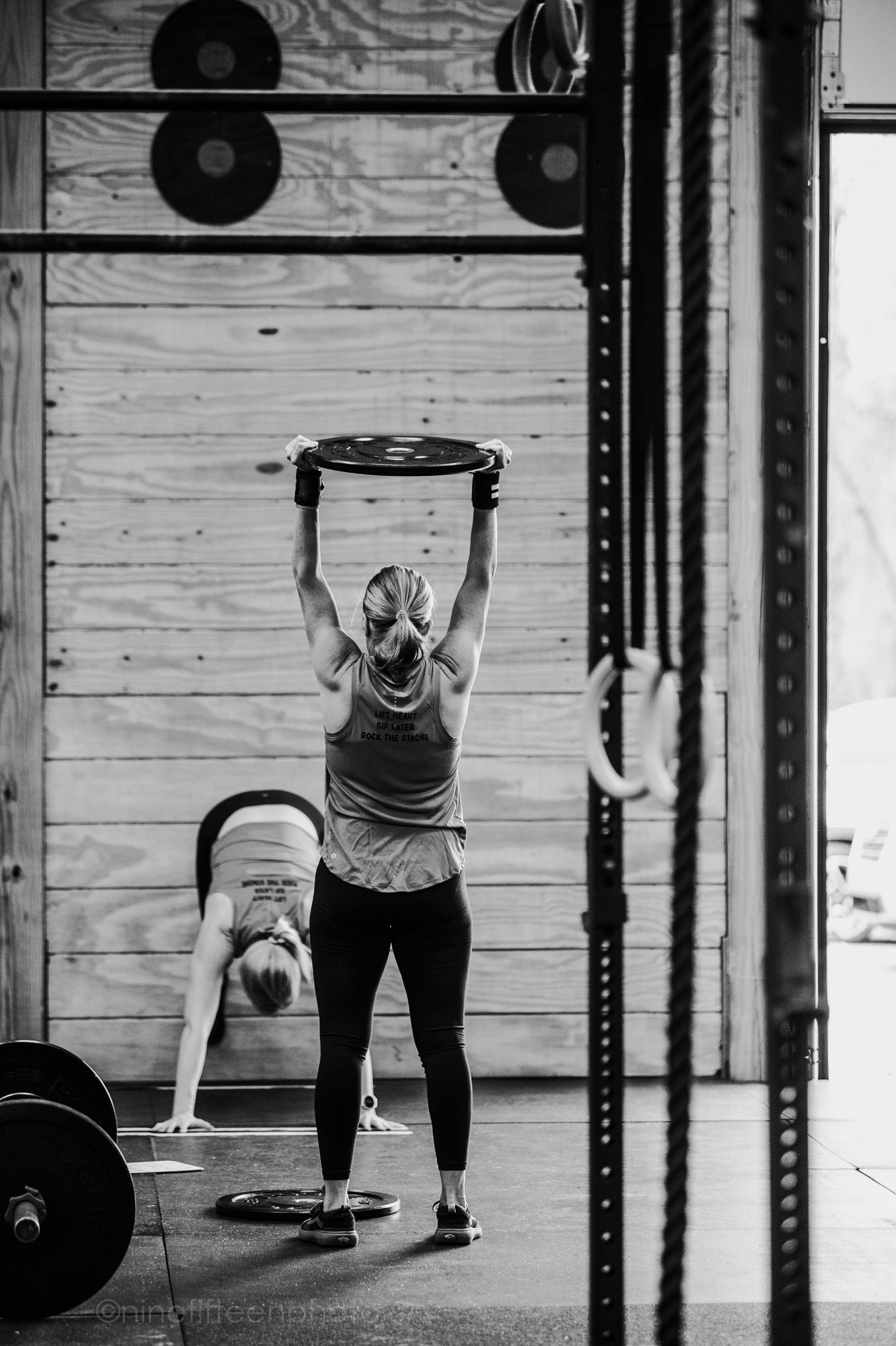 10th Annual Lift Mo’ 4 Your Bro at Meade CrossFit in Brandenburg, KY. Men’s health event photographed by ninefifteenphoto.