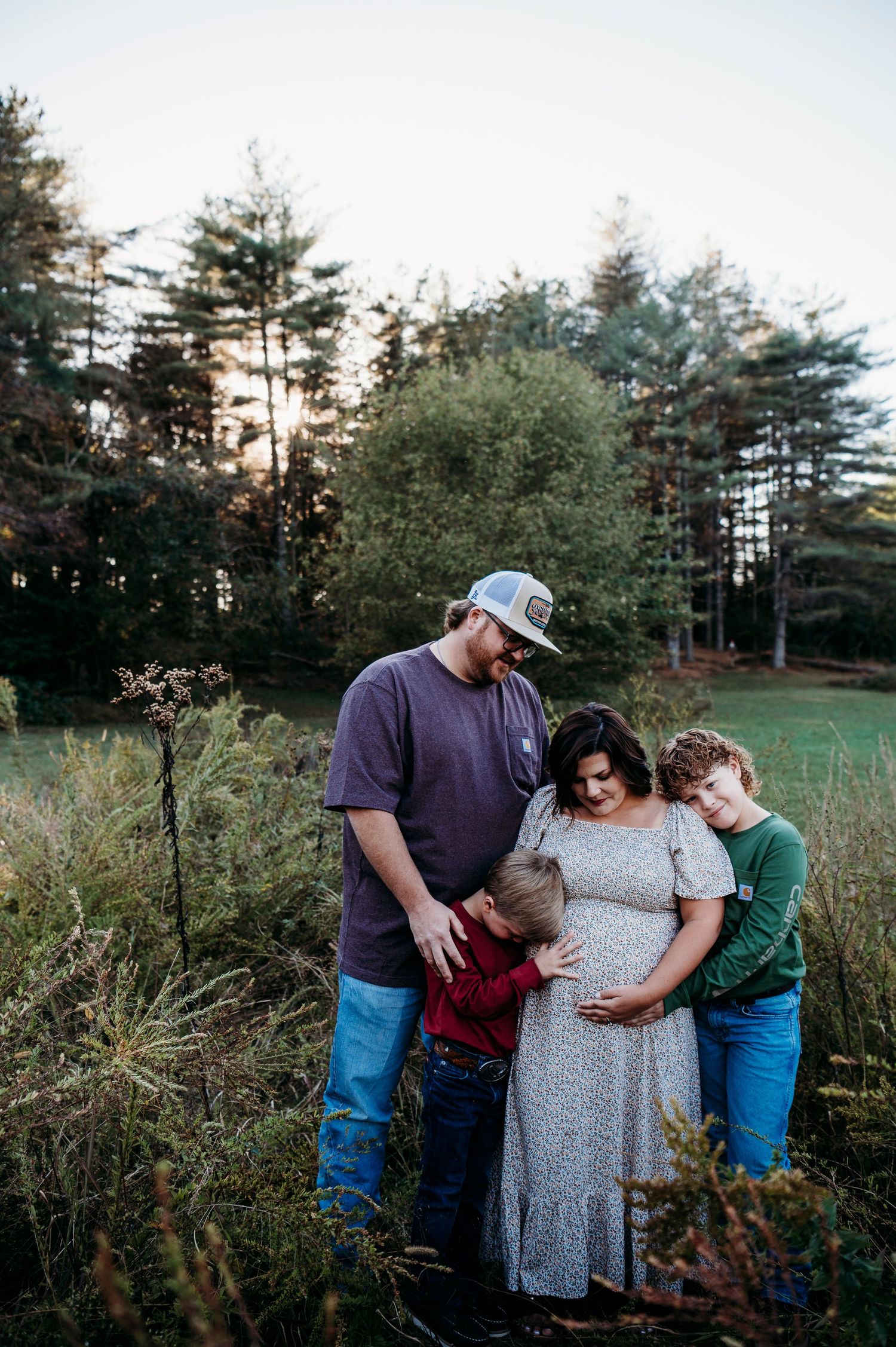 Parents and kids during fall maternity photos at Otter Creek park Brandenburg