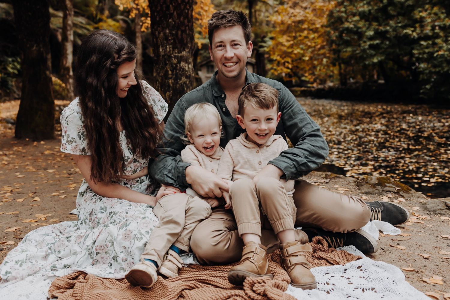 outdoor family photography session south east Melbourne
