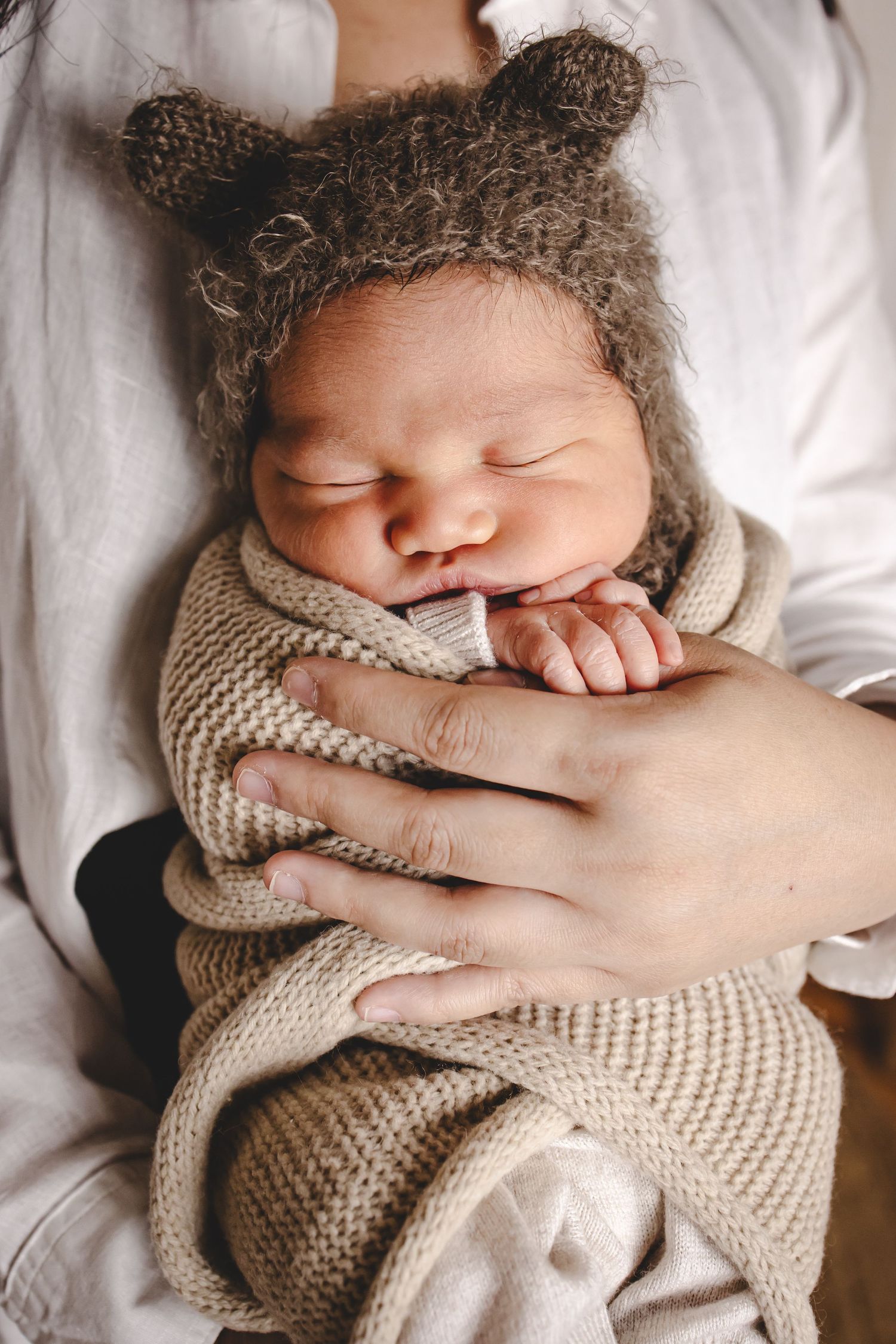 in home newborn photography session south east Melbourne
