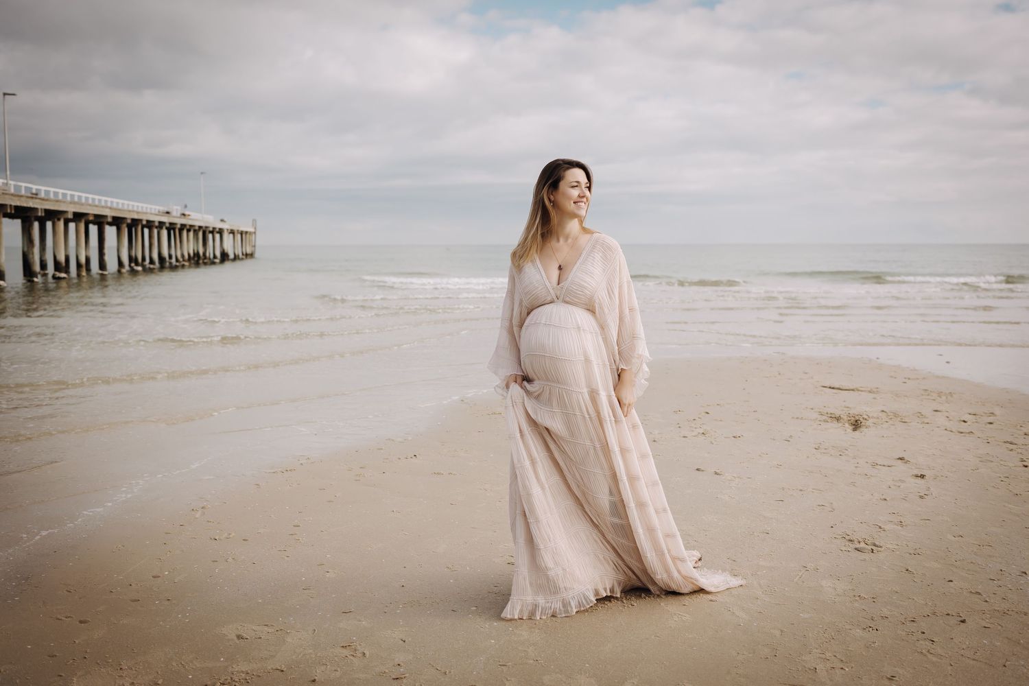 outdoor beach maternity session freckles n frowns