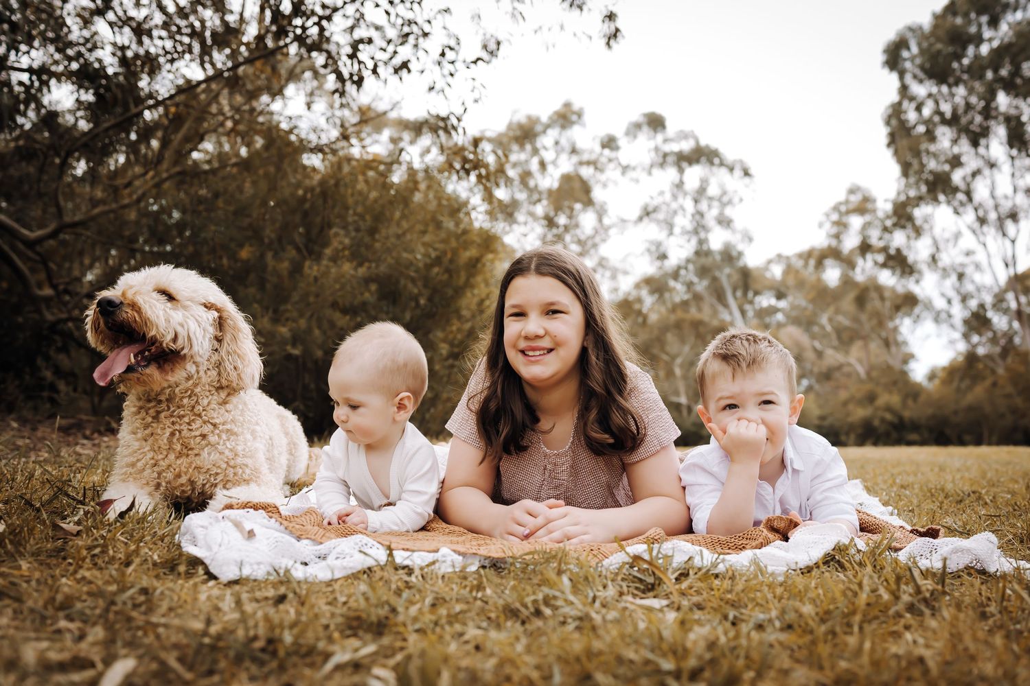 outdoor family session photoshoot freckles n frowns
