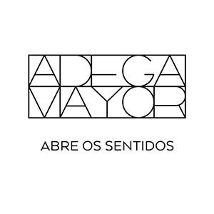 Minimalist black text logo with geometric shapes and 'Abre os Sentidos' tagline.