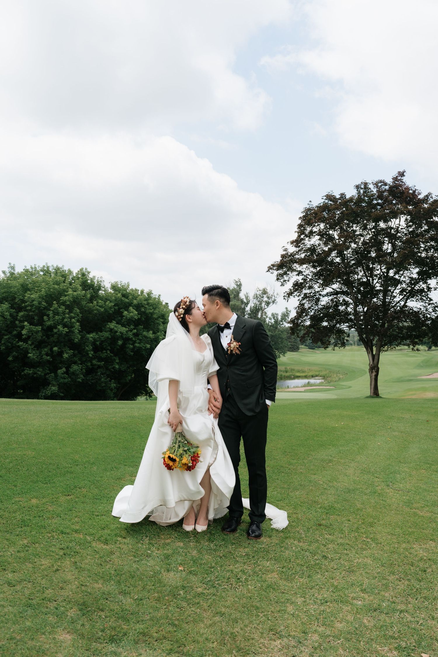 Epic outdoor wedding photography with scenic views of Ontario captured by AZ Photo Studio