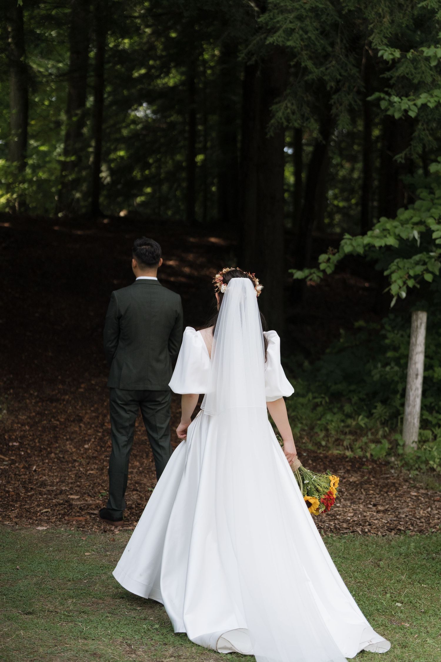 Radiant outdoor wedding photography showcasing natural beauty captured by AZ Photo Studio