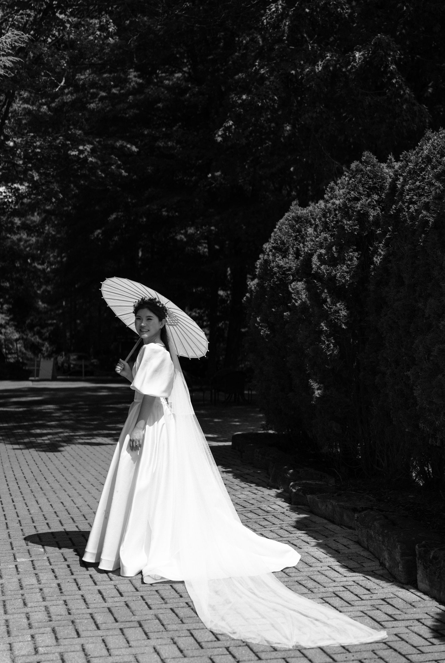 Timeless bridal beauty in a natural outdoor landscape captured by AZ Photo Studio