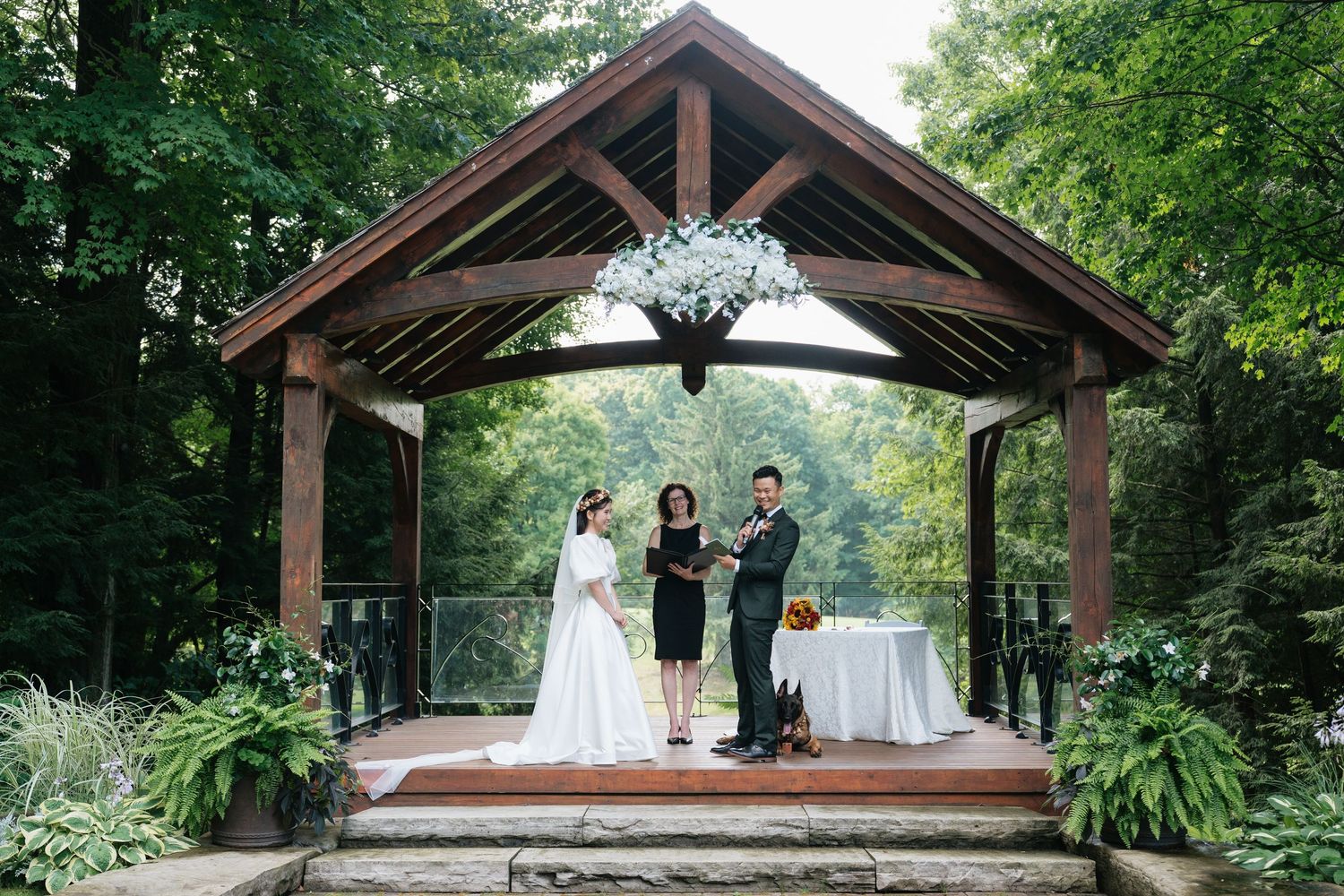 Candidate moments in outdoor Wedding in a golf club captured by AZ Photo Studio