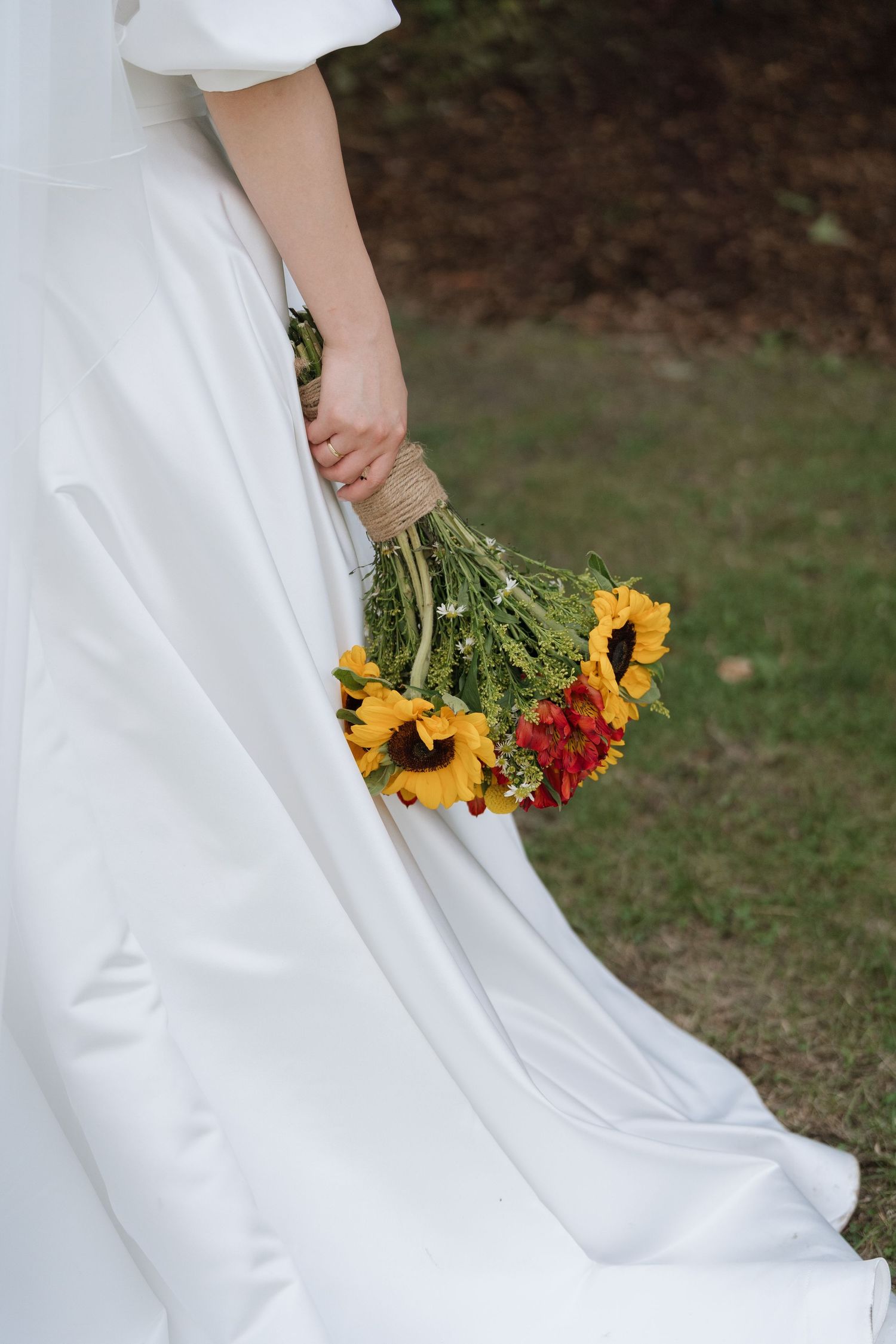 Radiant bridal portrait in a scenic outdoor setting captured by AZ Photo Studio