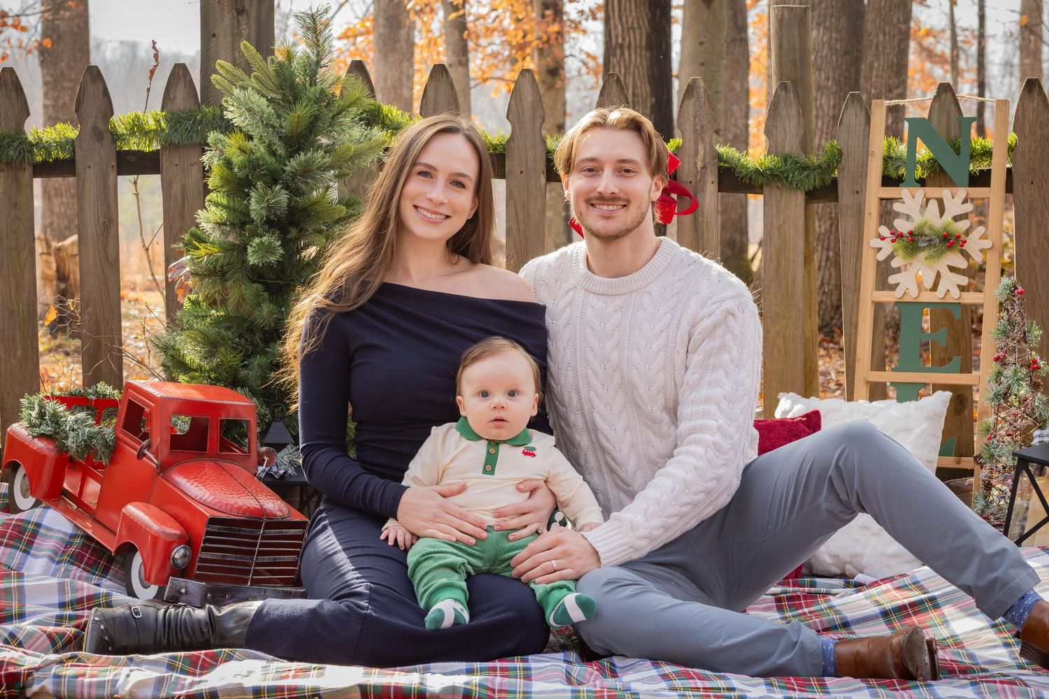 Family portrait by Marie Griffith Photography