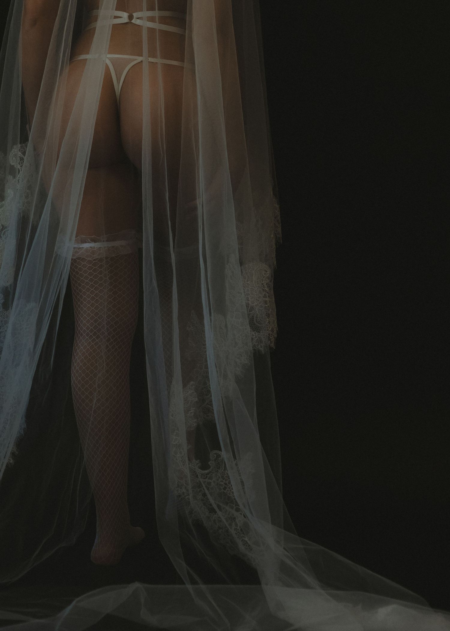 Sudbury bridal Boudoir Experience with boudoir photography expert