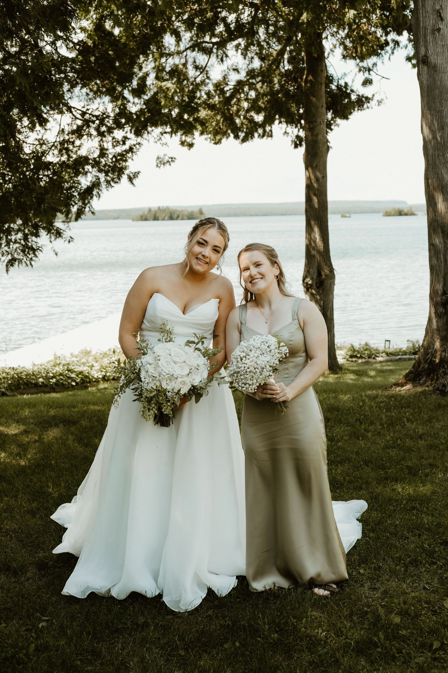 when should you hire a wedding photographer