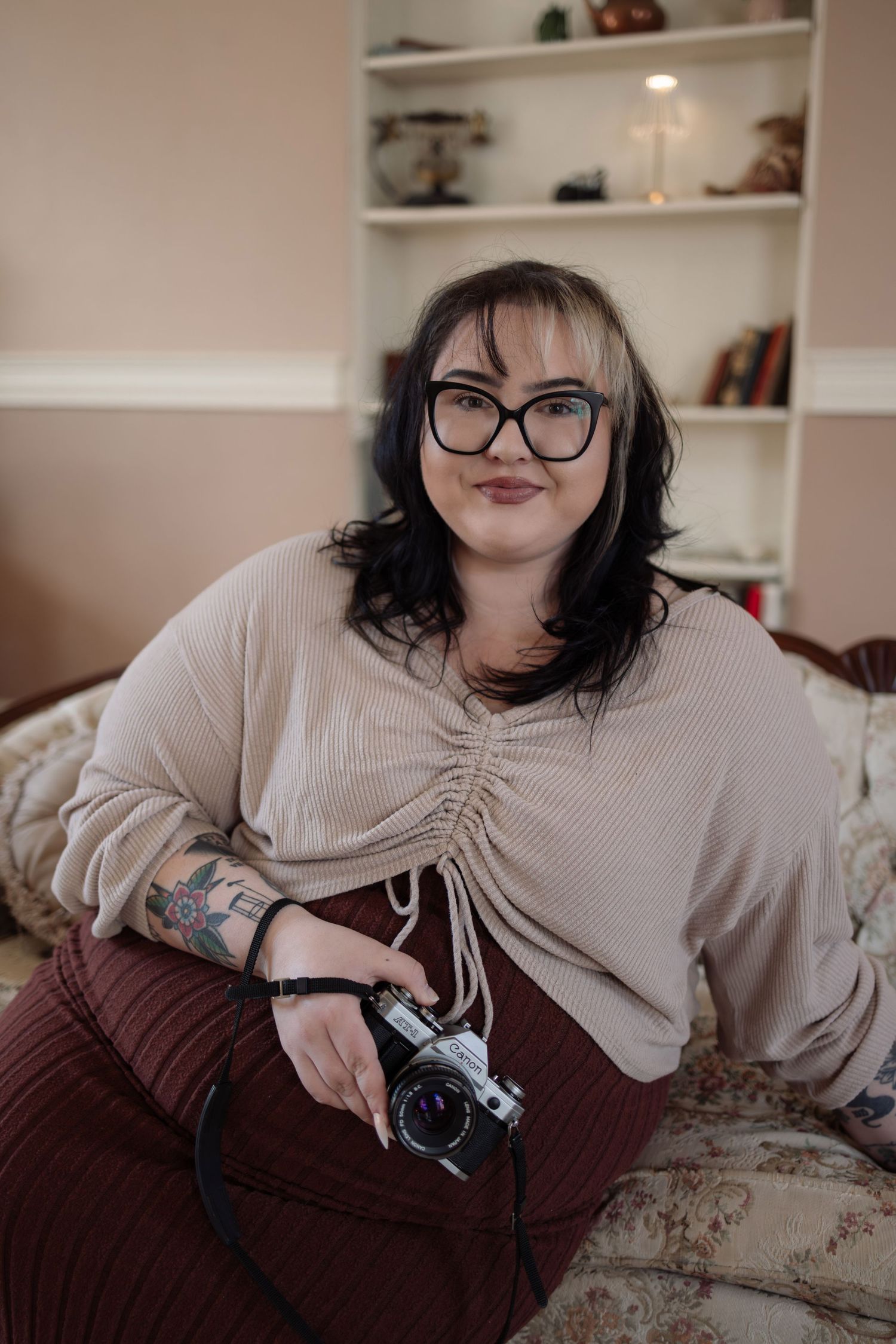 Mariah Walsh captured for Memories We Keep as a local Sudbury Photographer at the Laurentian Manor big smile