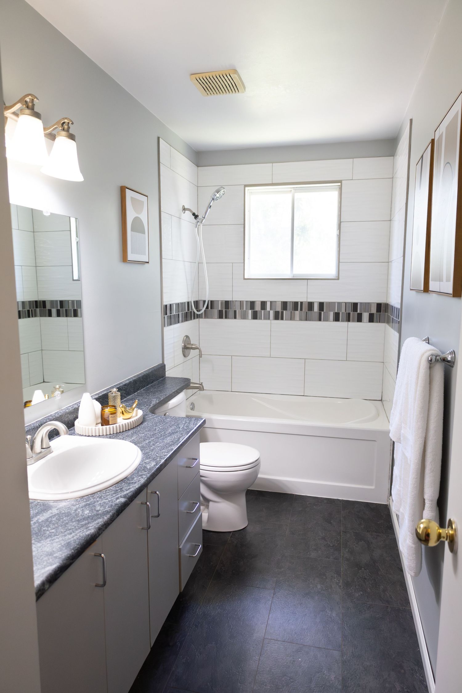 Sudbury Ontario Real Estate Photographer captures the inside of a luxury home
