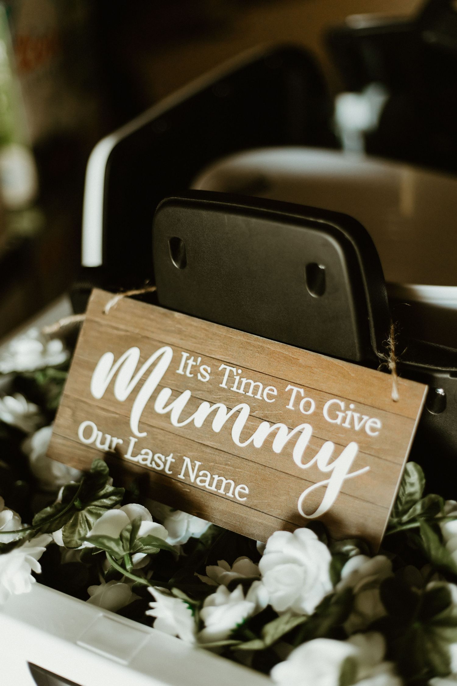 Sudbury Wedding Photographer captures wedding events and decor