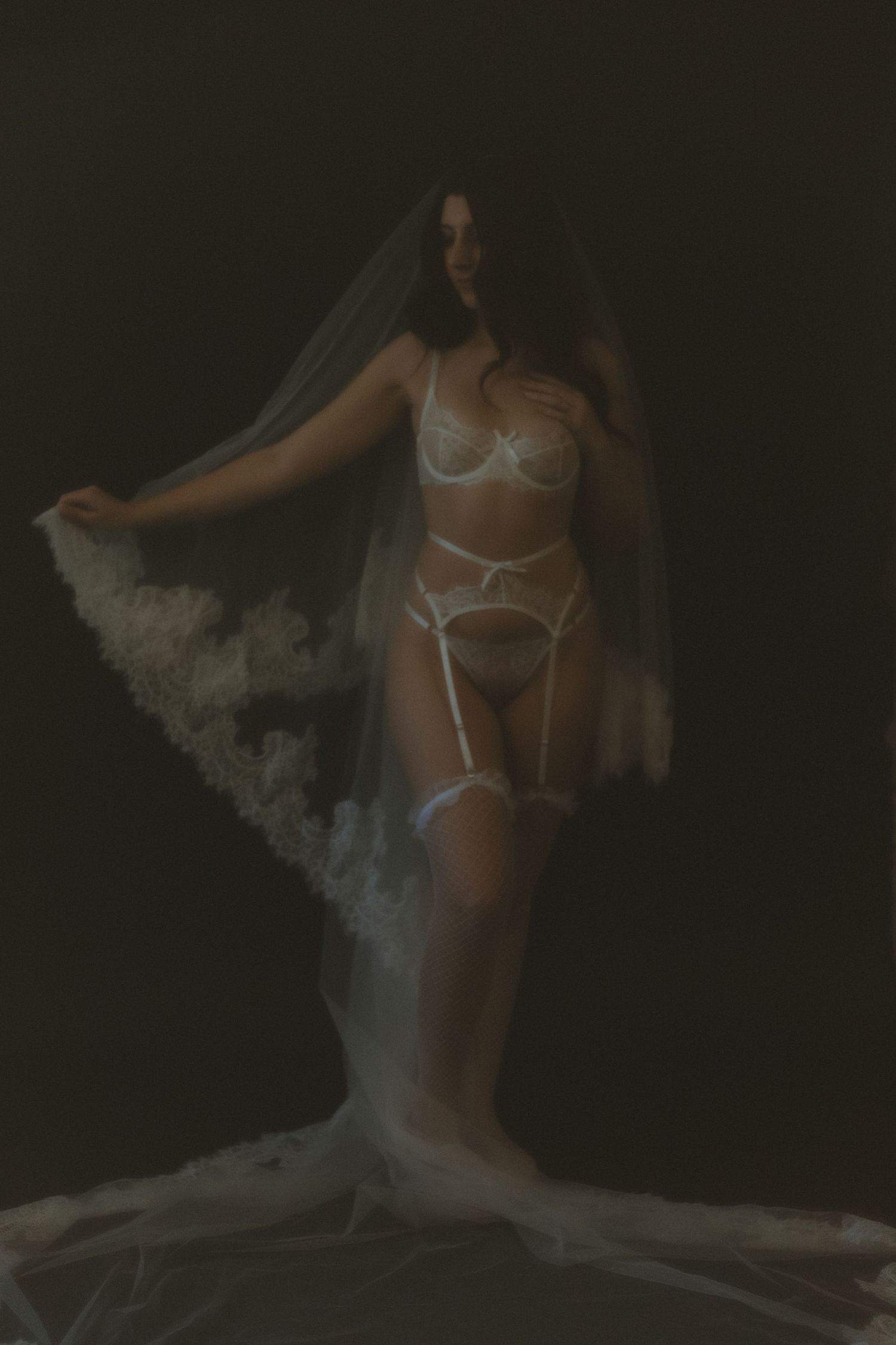 Sudbury bridal Boudoir Experience with boudoir photography expert