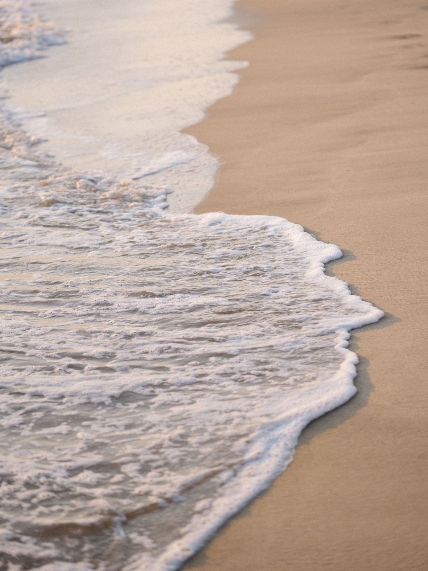 Golden hour waves on the sand in Puerto Vallarta Mexico — Marina Pochepkina Photography