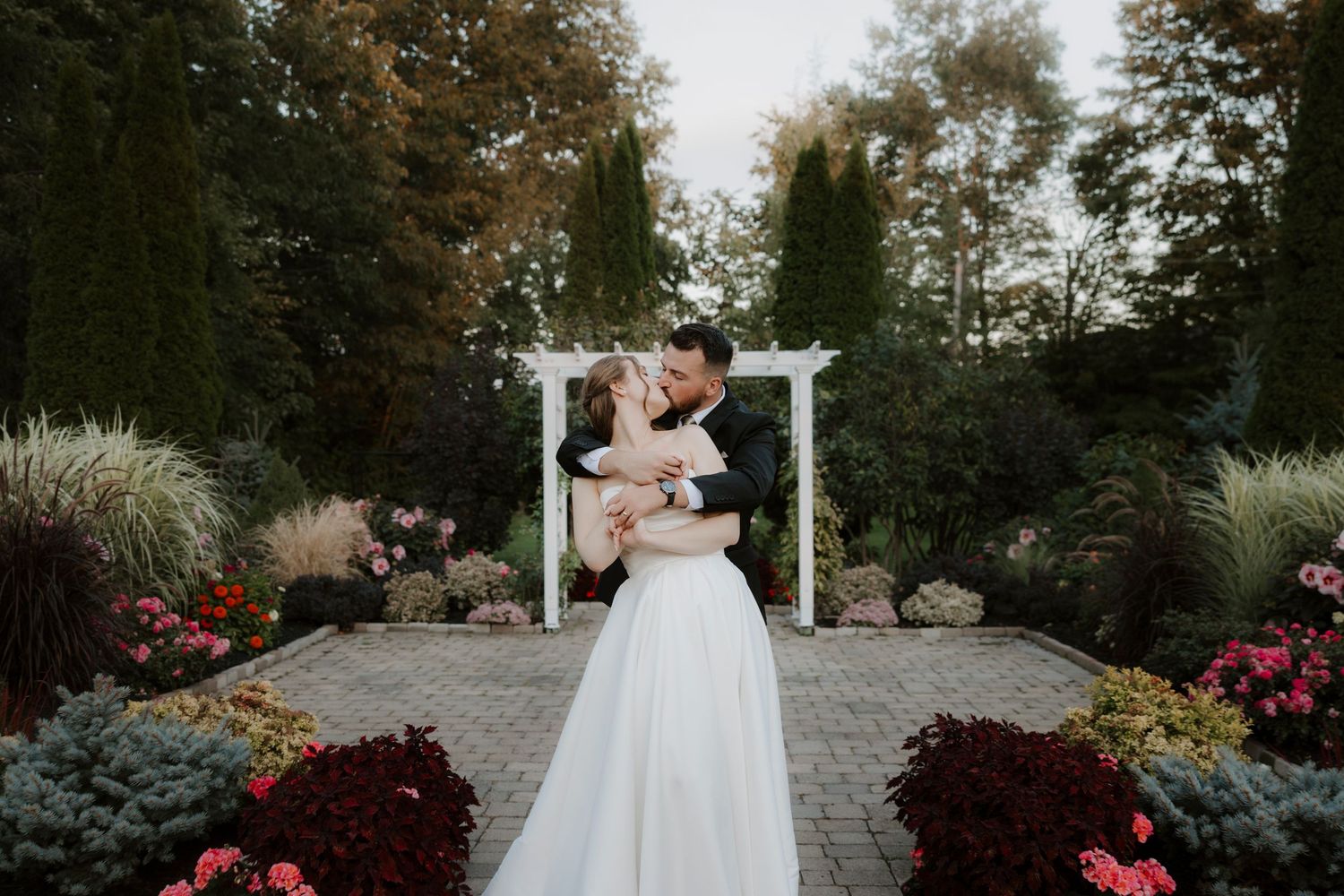 Client review for a Barrie Country Club wedding photographed by a Barrie wedding photographer