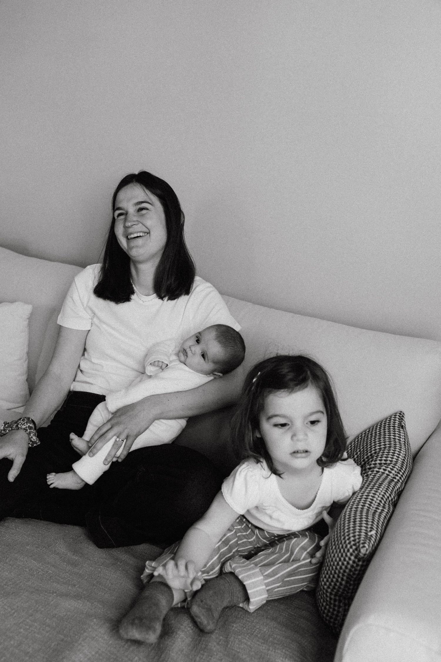 séance famille nouveau né à Paris 
séance nouveau né Paris Bordeaux Toulouse
shooting naissance Agen