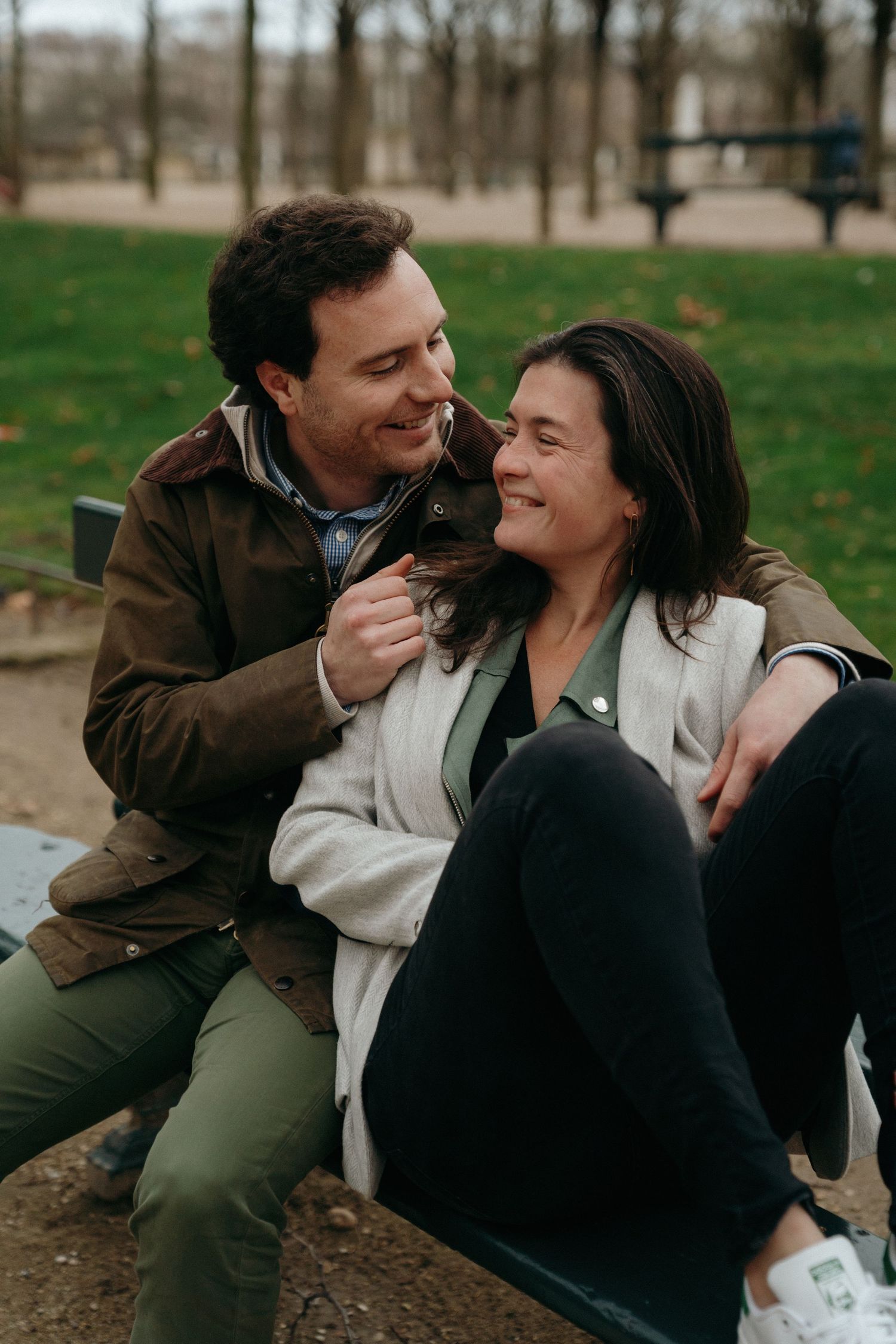 shooting couple Paris 
jardin du Luxembourg 
shooting Jardin du luxembourg 
photographe couple Paris