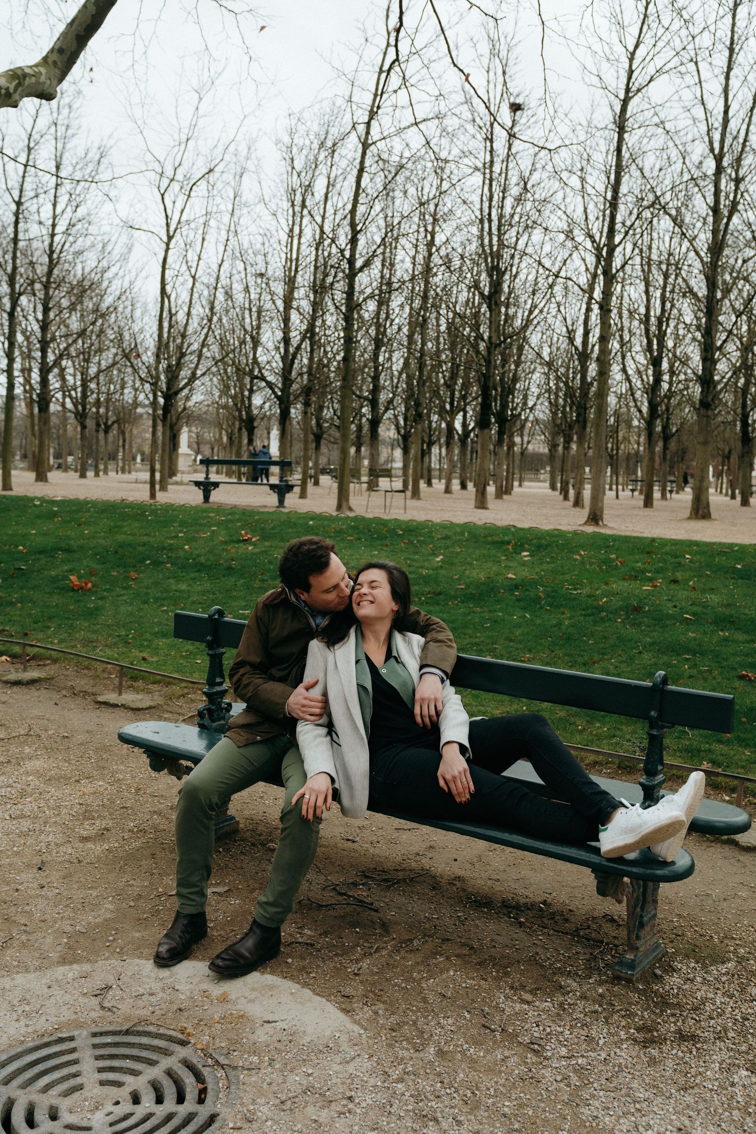 shooting couple Paris 
jardin du Luxembourg 
shooting Jardin du luxembourg 
photographe couple Paris