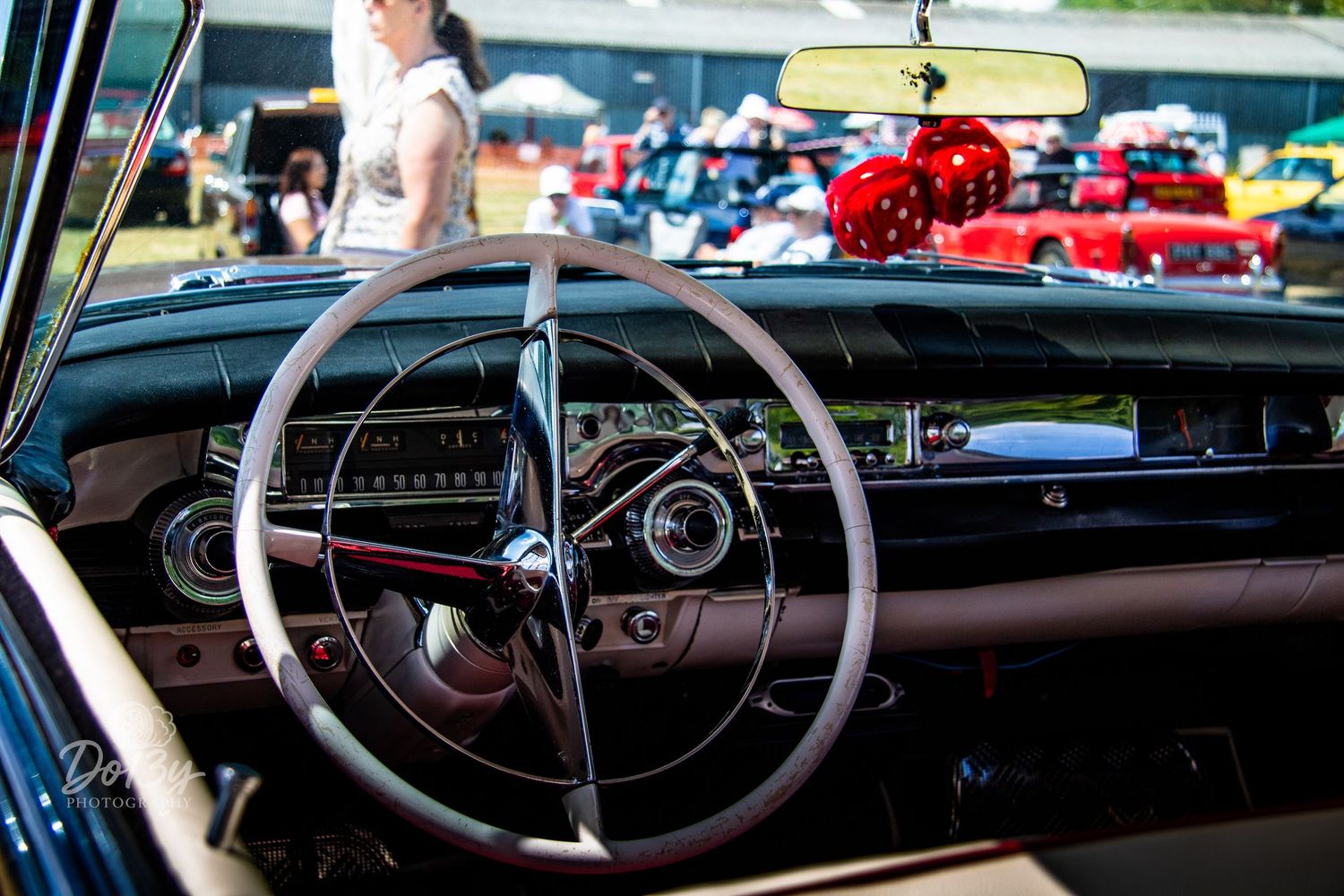 Do13y Photography photo of a car.